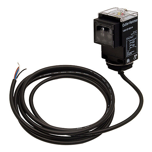 1351E-6514 - Eaton photoelectric sensor, rectangular, diffuse, infrared, 10ft sensing distance, selectable light-on/dark-on, SPDT EM relay, 66 Hz switching frequency, 73 x 48.5 x 46mm body, plastic, pigtail.