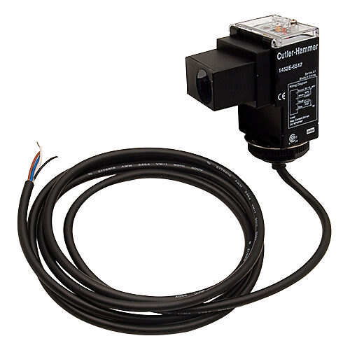 1452E-6517 - Eaton photoelectric sensor, rectangular, polarized retroreflective, visible red, 45in sensing distance, selectable light-on/dark-on, NPN/PNP, potentiometer, 4-wire, pigtail.