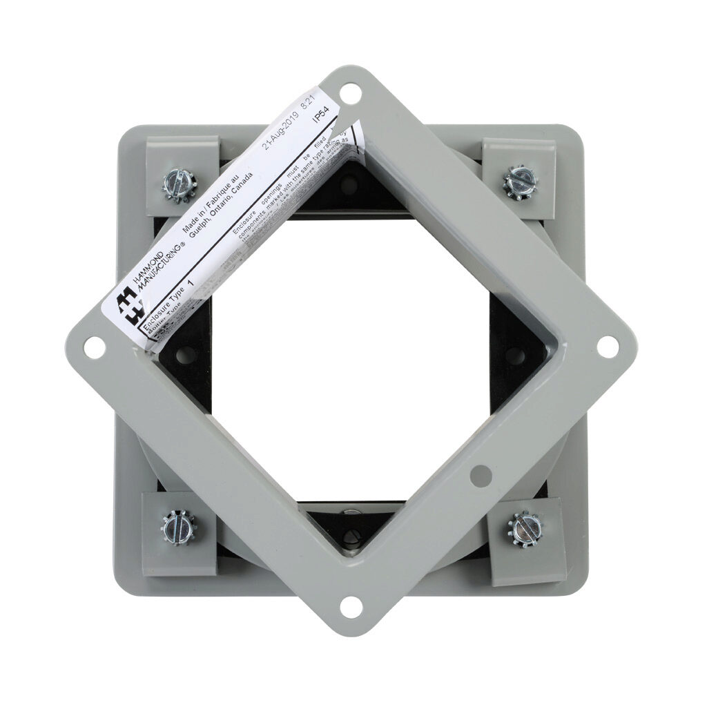 1485CV1 - Hammond pull-through wireway fitting, box entry swivel nipple, 4 x 4 x 2.25in, carbon steel, ANSI 61 gray, powder coat finish, NEMA 12. For use with 1485 series wireway.