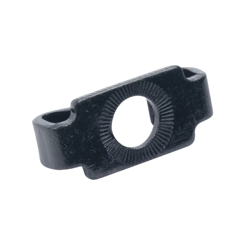 163007 - FATH screw connector, gloss black, zinc plated steel, slot size 6. Package of 10. For use with 1 x 1in profile T-slotted rails. Manufacturer part number: 092039S02.