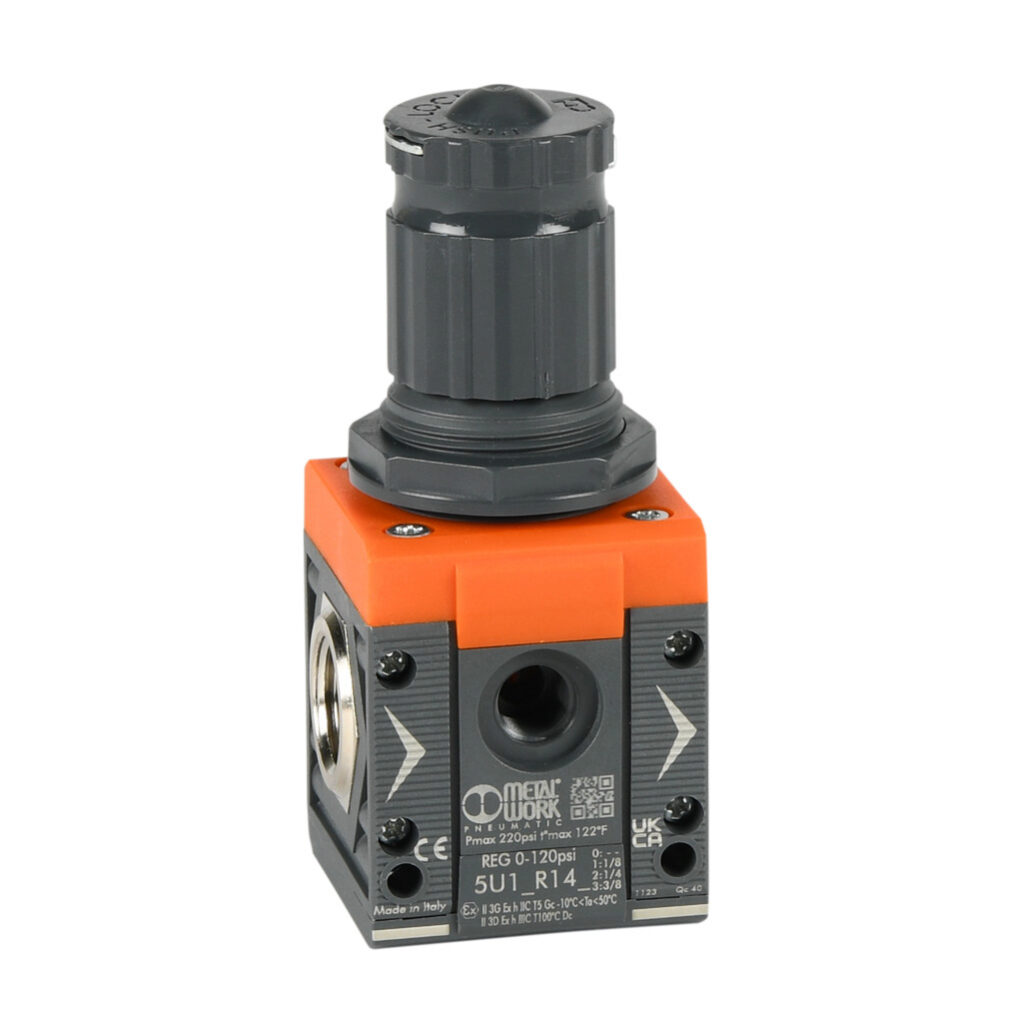 5U13R143 - Metal Work Syntesi Size 1 air regulator, 3/8in female NPT inlet(s), 3/8in female NPT outlet(s), 0-120 psig range.