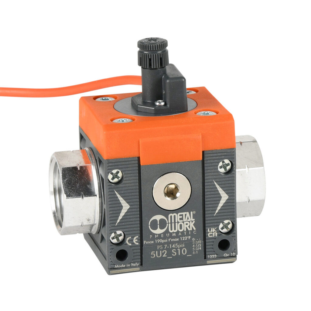 5U26S106 - Metal Work pressure switch, air, 1in female NPT process connection, 7.5 to 145 psi set point, N.O./N.C. complementary, 2m 3-wire cable. For use with Syntesi Size 2 air prep components.