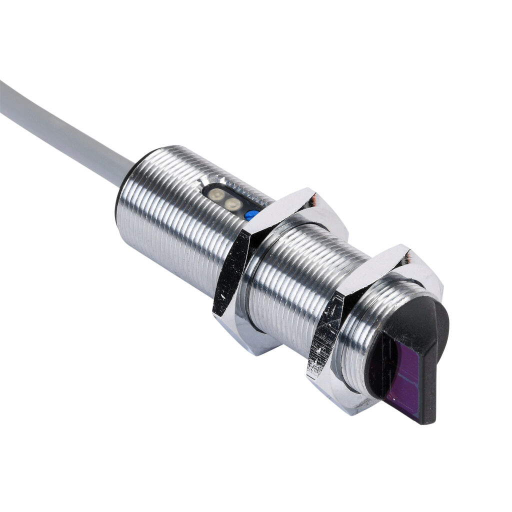 C18D-0P-2A - AutomationDirect photoelectric sensor, tubular, threaded, diffuse, right-angle lens, visible red, 600mm sensing distance, complementary light-on/dark-on, PNP, 1 kHz switching frequency, 18mm diameter x 61.5mm body, metal, pigtail.