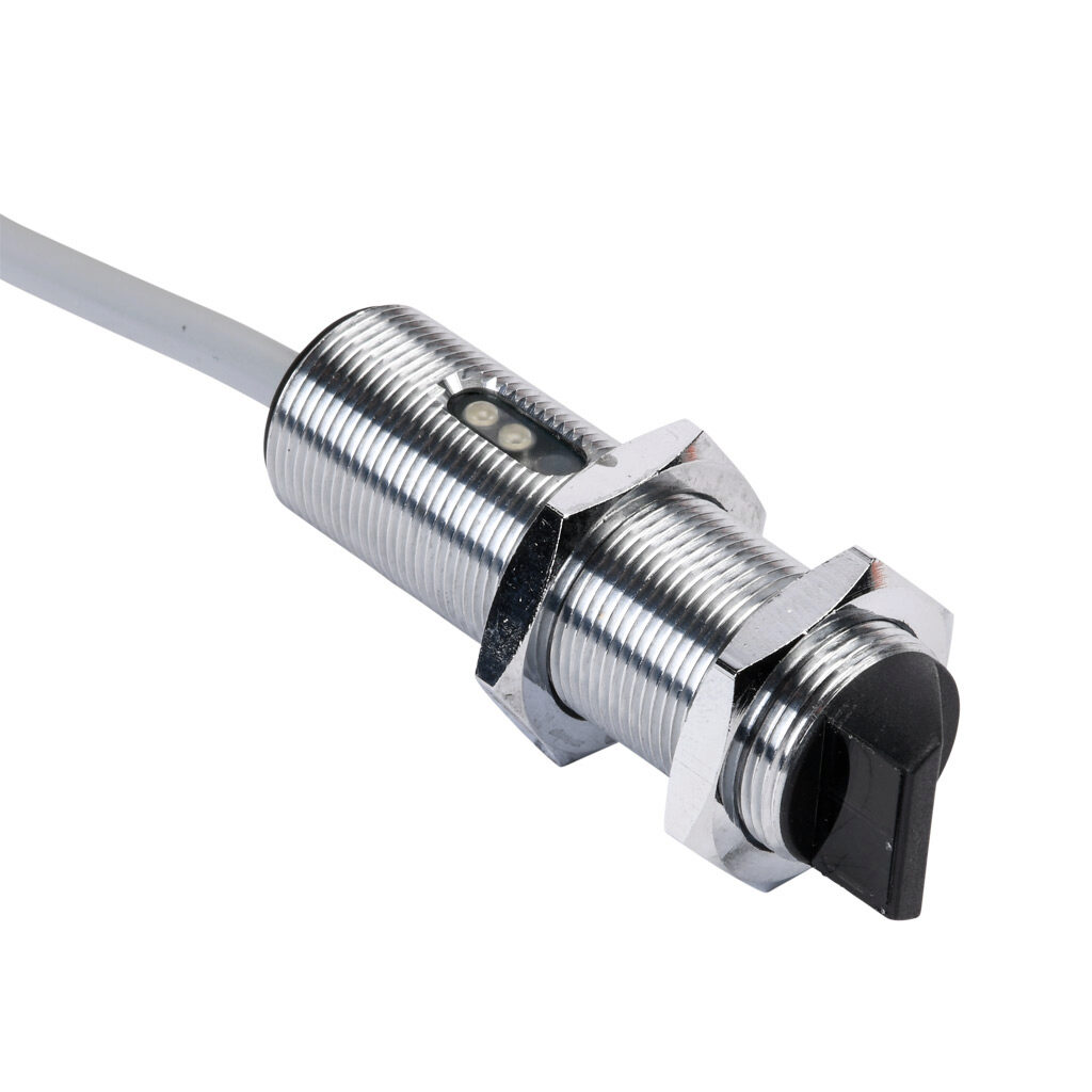 C18P-AN-2A - AutomationDirect photoelectric sensor, tubular, threaded, polarized retroreflective, right-angle lens, visible red, 2m sensing distance, dark-on, NPN, 3-wire, pigtail.
