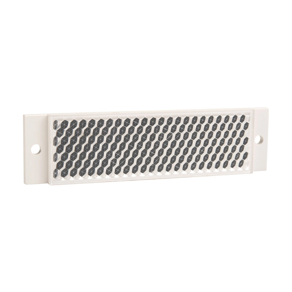 C3F10 - ReeR reflector, rectangular, 30 x 116mm. For use with M-TRX-A or M-TRX-B.