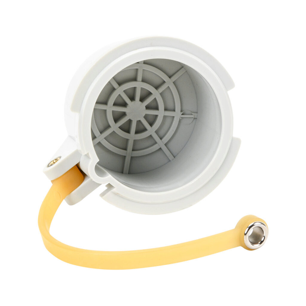 CC420A - Bryant closure cap, nylon, white. For use with Bryant 20A 4-wire devices.