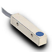 CR8-AN-1A - AutomationDirect inductive proximity sensor, rectangular, 8 x 8 x 40mm body, nickel-plated brass housing, NPN, N.O. output, 1.5mm sensing distance, flush, 1 kHz switching frequency, IP67, pigtail.