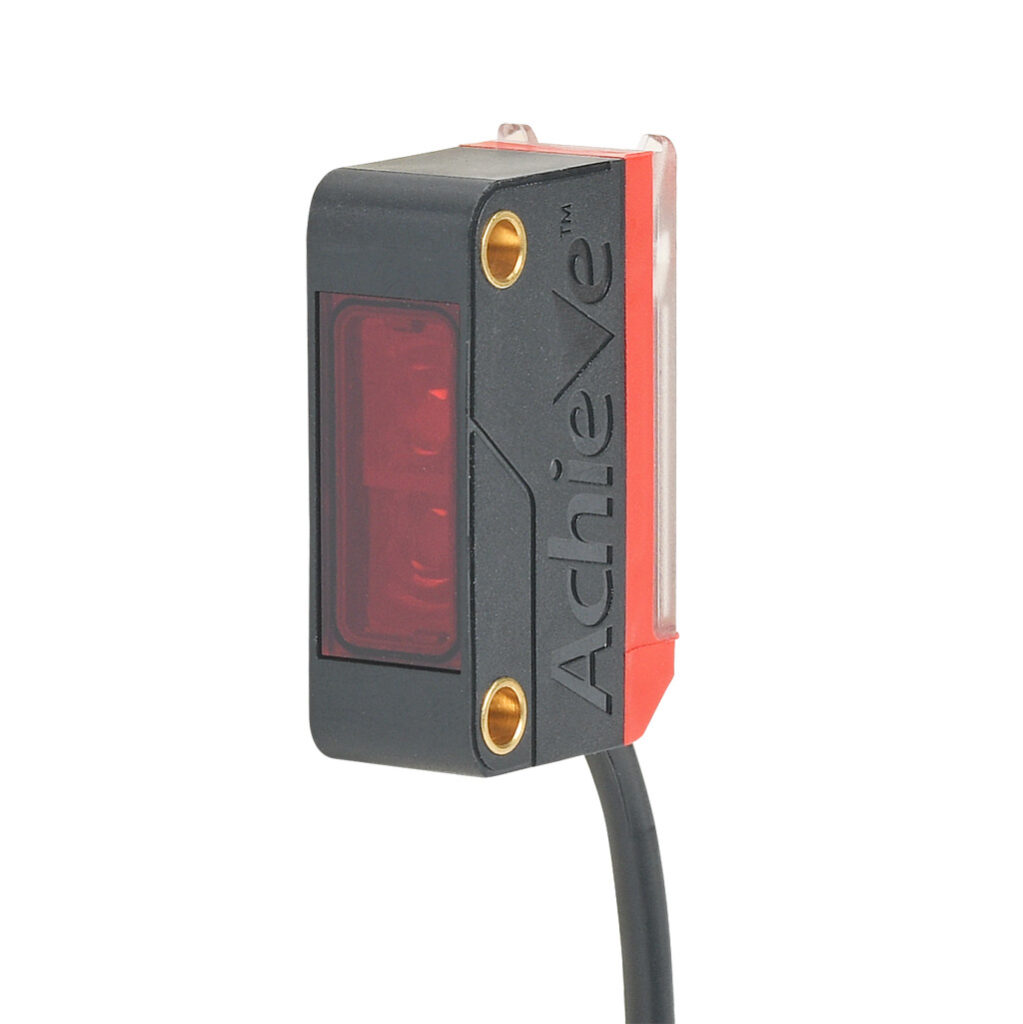 FBM-RP-0N-0A - AchieVe photoelectric sensor, rectangular, polarized retroreflective, visible red, 0.02-5m sensing distance, selectable light-on/dark-on, NPN, 3-wire, pigtail.