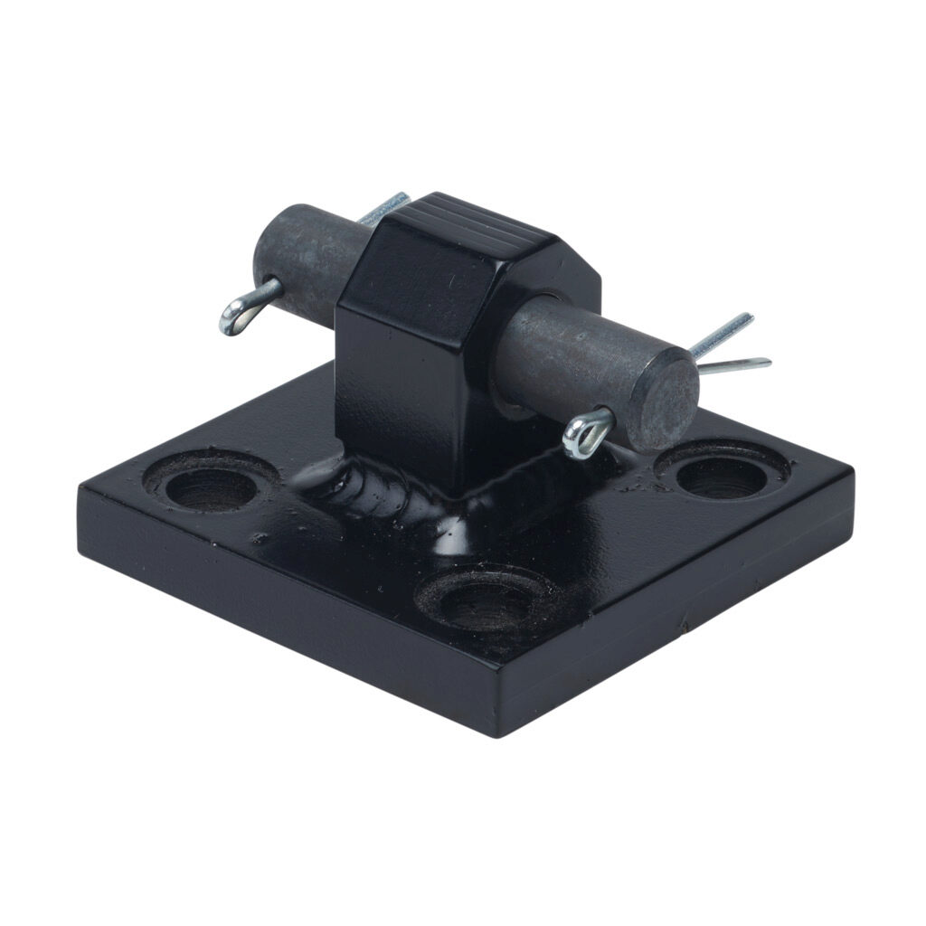 HM21150-6 - Peninsular rear pivot eye, steel. For use with 1-1/2in bore hydraulic NFPA cylinders. Mounting hardware included.