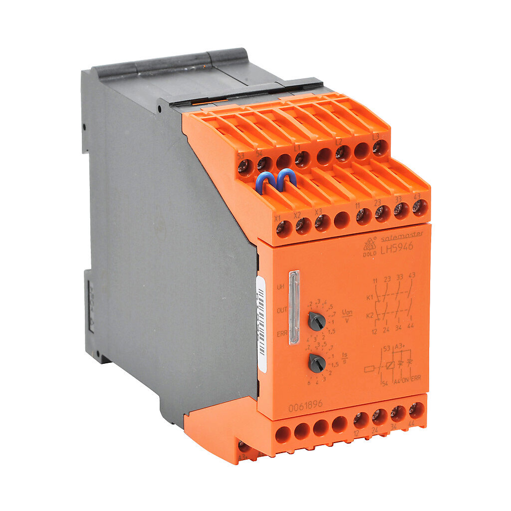LH5946-48-24-40 - Dold safety relay, motor standstill monitoring, 0.2-4V, 2-channel, 24 VDC, (3) N.O. and (1) N.C. safety output(s), fixed screw terminals.