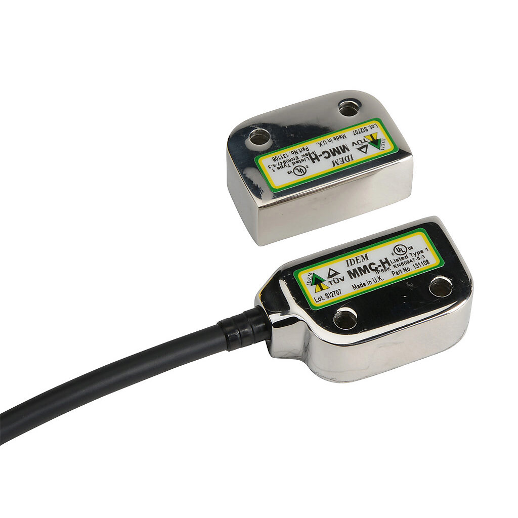 MMC-H-131108 - IDEM safety switch set, non-contact coded magnetic, right exit mount, (2) N.C. safety output(s), (1) N.O. monitoring output(s), 316 stainless steel housing, 36 x 26mm, 8-pin M12 quick-disconnect, 9.8in/250mm cable length.