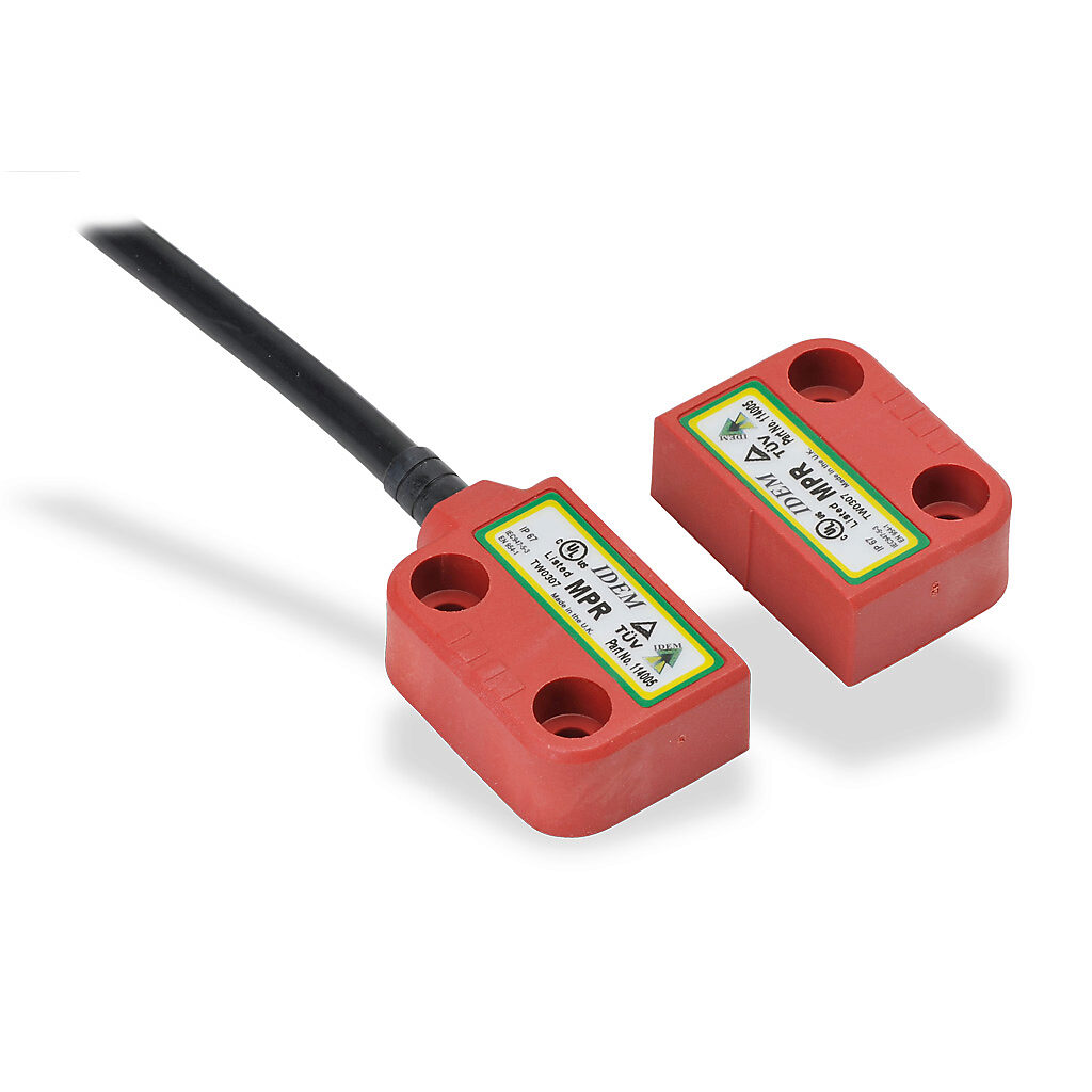 MPR-114005 - IDEM safety switch set, non-contact magnetic, right exit mount, (2) N.C. safety output(s), (1) N.O. monitoring output(s), plastic housing, 36 x 26mm, pigtail, 6.5ft/2m cable length.