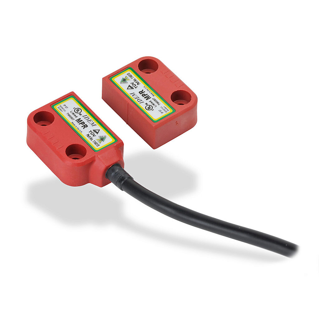 MPR-114013 - IDEM safety switch set, non-contact magnetic, left exit mount, (2) N.C. safety output(s), (1) N.O. monitoring output(s), plastic housing, 36 x 26mm, pigtail, 6.5ft/2m cable length.