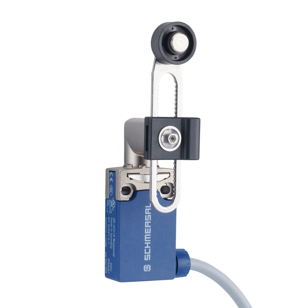 PS116Z11-LR200N200 - Schmersal compact limit switch, side rotary adjustable lever with plastic roller, 45-degree adjustable head, (1) N.O./(1) N.C. contact(s), snap action, 31mm wide body, 20-22mm hole spacing, die-cast zinc with plastic base, pig...