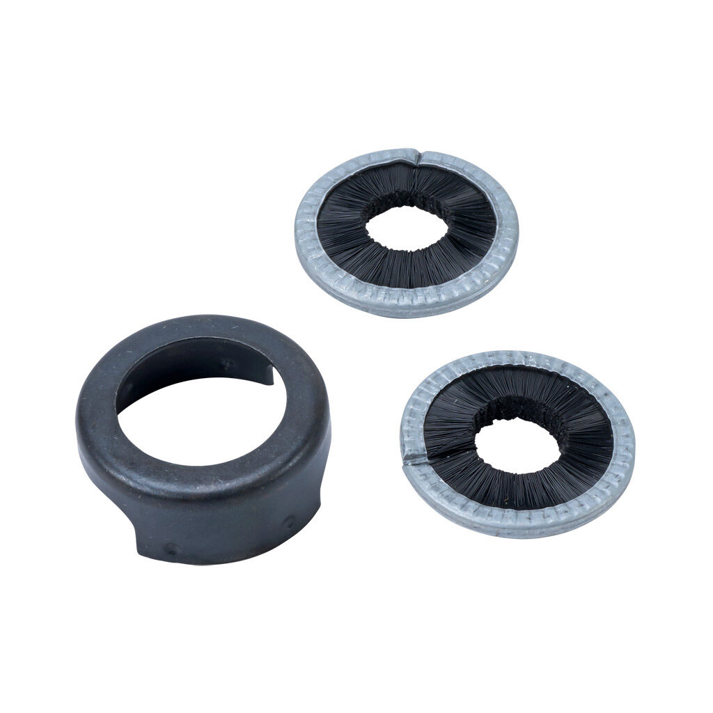 R204 - Rockford Ball Screw R20 series wiper kit, for use with R202 and R202BS ball nuts, includes (2) wipers and (1) end cap.