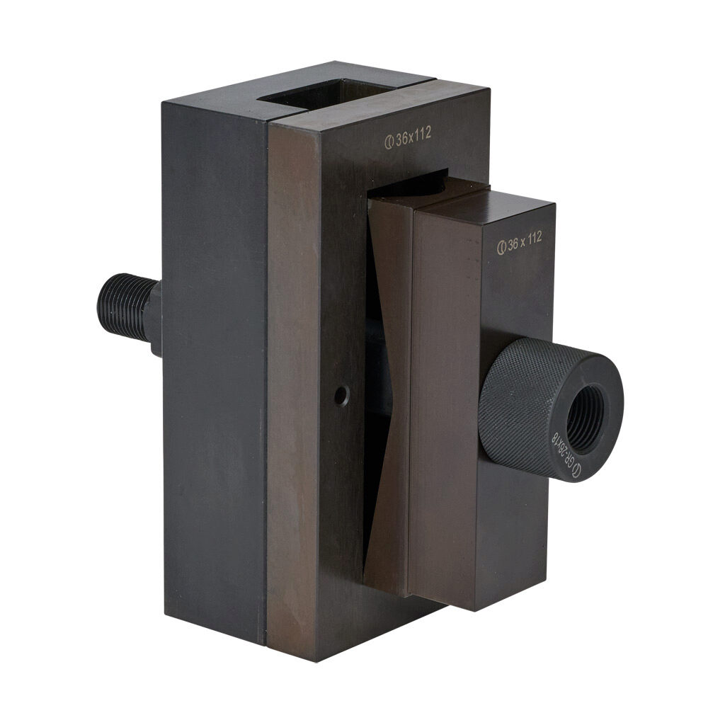 RD36X112 - Cembre knockout punch and die, 36X112mm. Punch, die and specialty draw stud included.