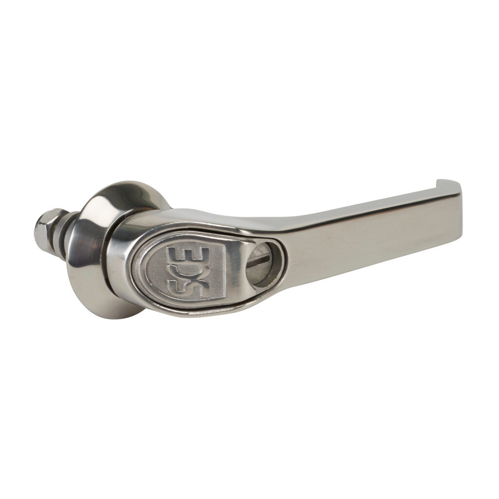 SCE-PCH5SS - Saginaw latch handle, 5in, coinproof/padlocking, 1/4-turn, stainless steel. For use with Saginaw enclosures with 3-point door hardware. Requires SCE-ARK36 or SCE-103370 door rod kit or SCE-3PTSMC cam.