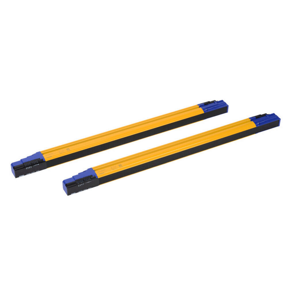 SG4-14-060-OO-P - Datalogic safety light curtain, sender/receiver pair, finger protection, 24 VDC, 14mm resolution, 600mm protected height, 0.2-7m operating distance, safety category Type 4, configurable, IP65, (2) 18-pin proprietary connections.