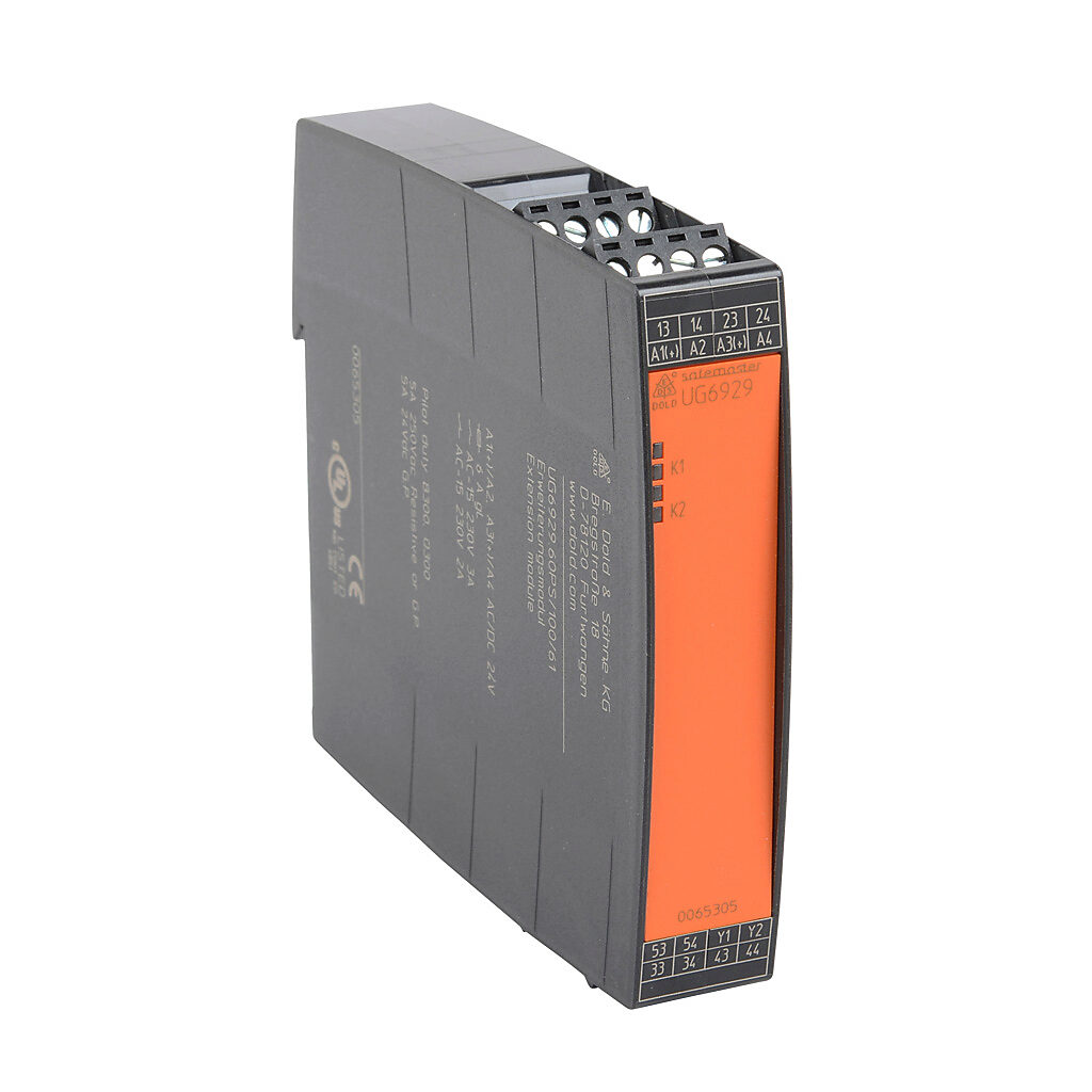 UG6929-60PS-100-24 - Dold safety relay extension module, 24 VAC/VDC, (5) N.O. safety output(s), (1) N.C. monitoring output(s), pluggable screw terminals.