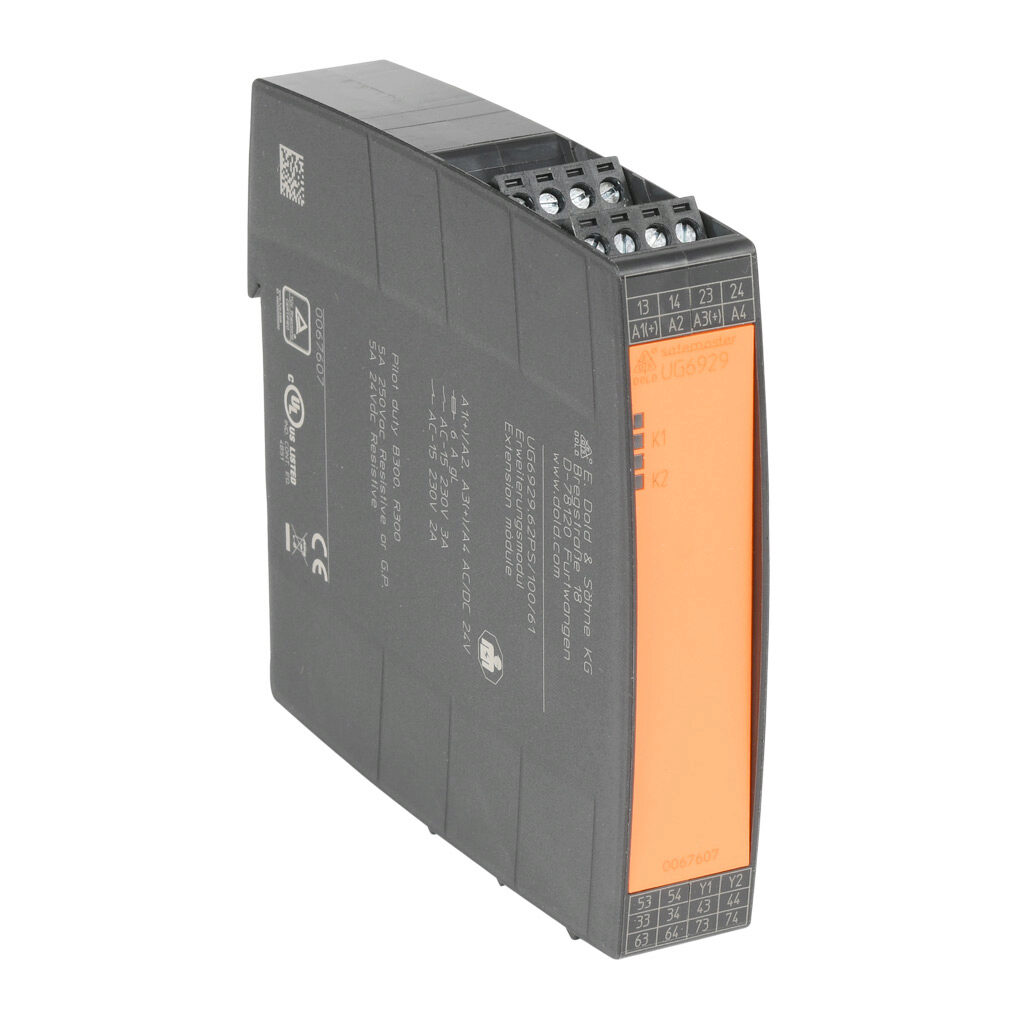 UG6929-62PS-100-24 - Dold safety relay extension module, 2-channel, 24 VAC/VDC, (7) N.O. safety output(s), (1) N.C. monitoring output(s), pluggable screw terminals.