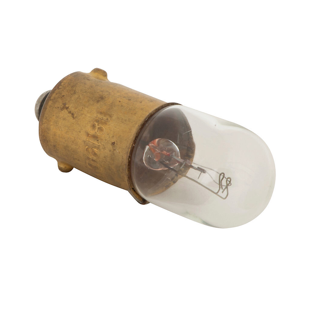 W1819 - Eaton bulb, incandescent, replacement, 24 VAC/VDC, BA9s bayonet, 20 mA @ 24V. Package of 4. For use with E22 series pushbuttons, switches and indicators.