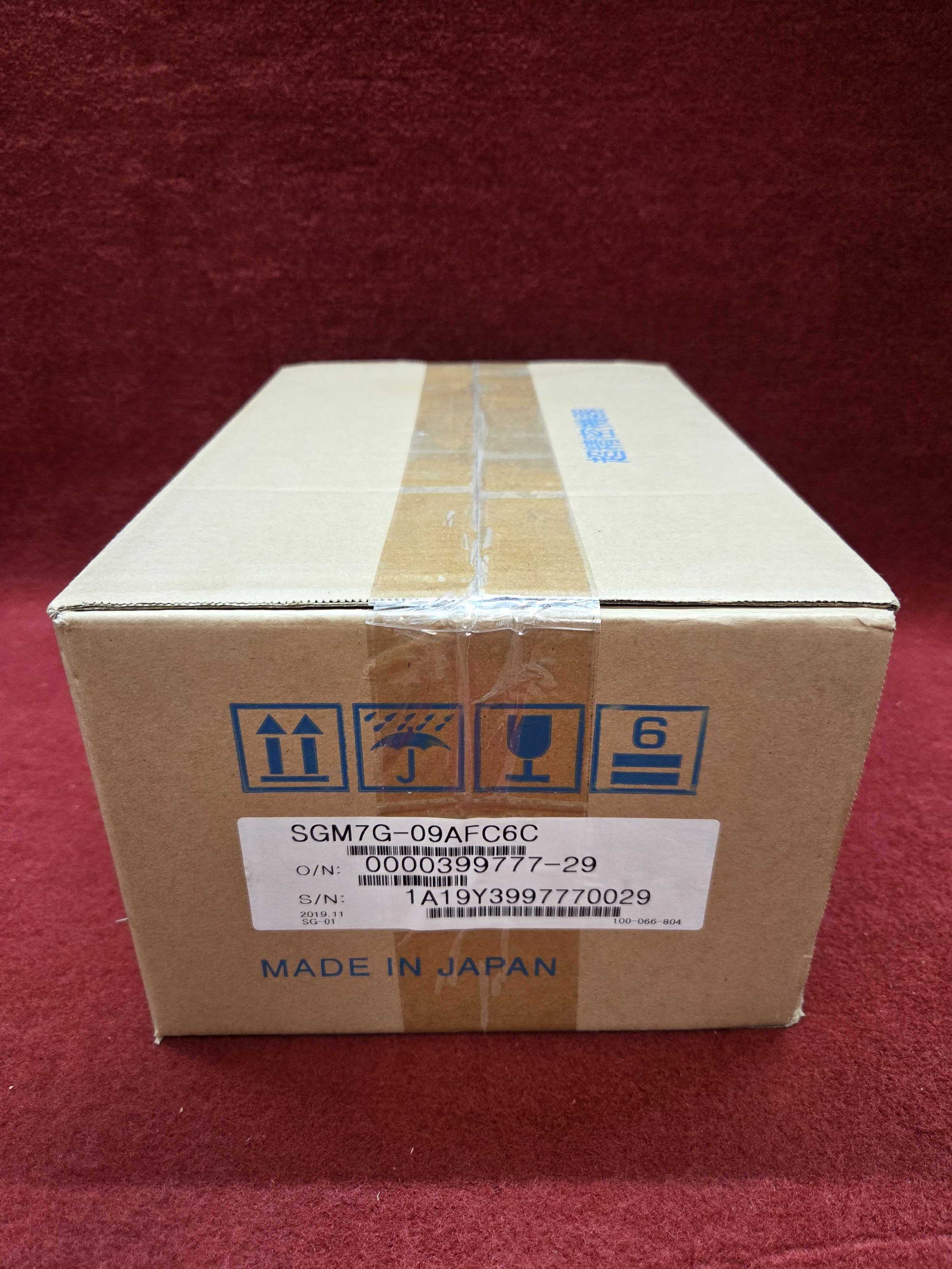 Yaskawa SGM7G-09AFC6C