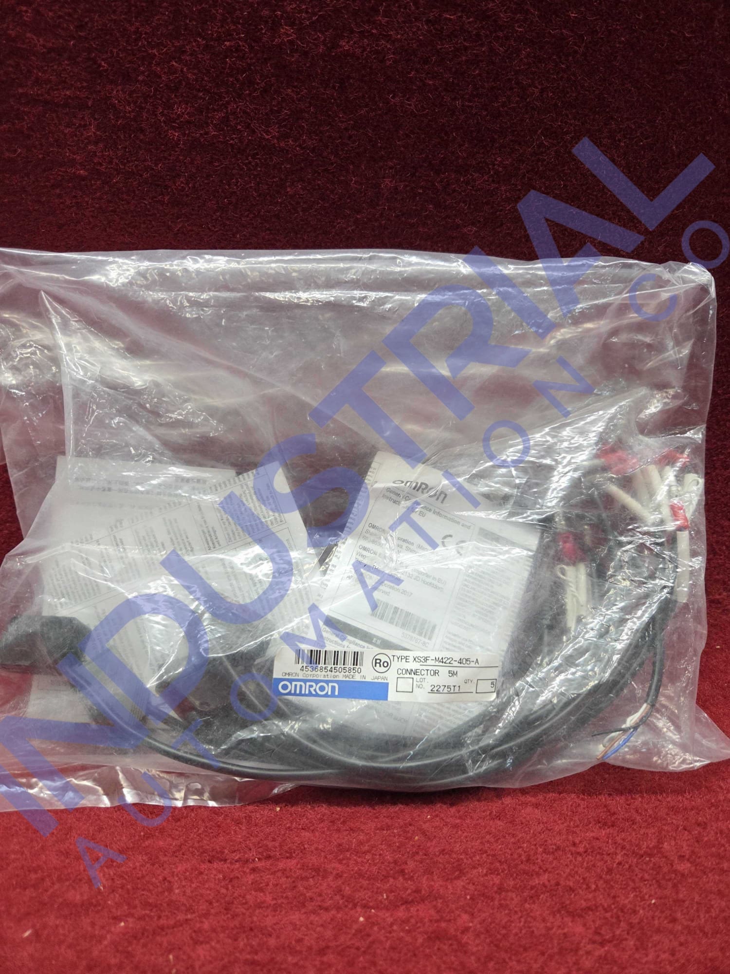 Omron XS3F-M422-405-A