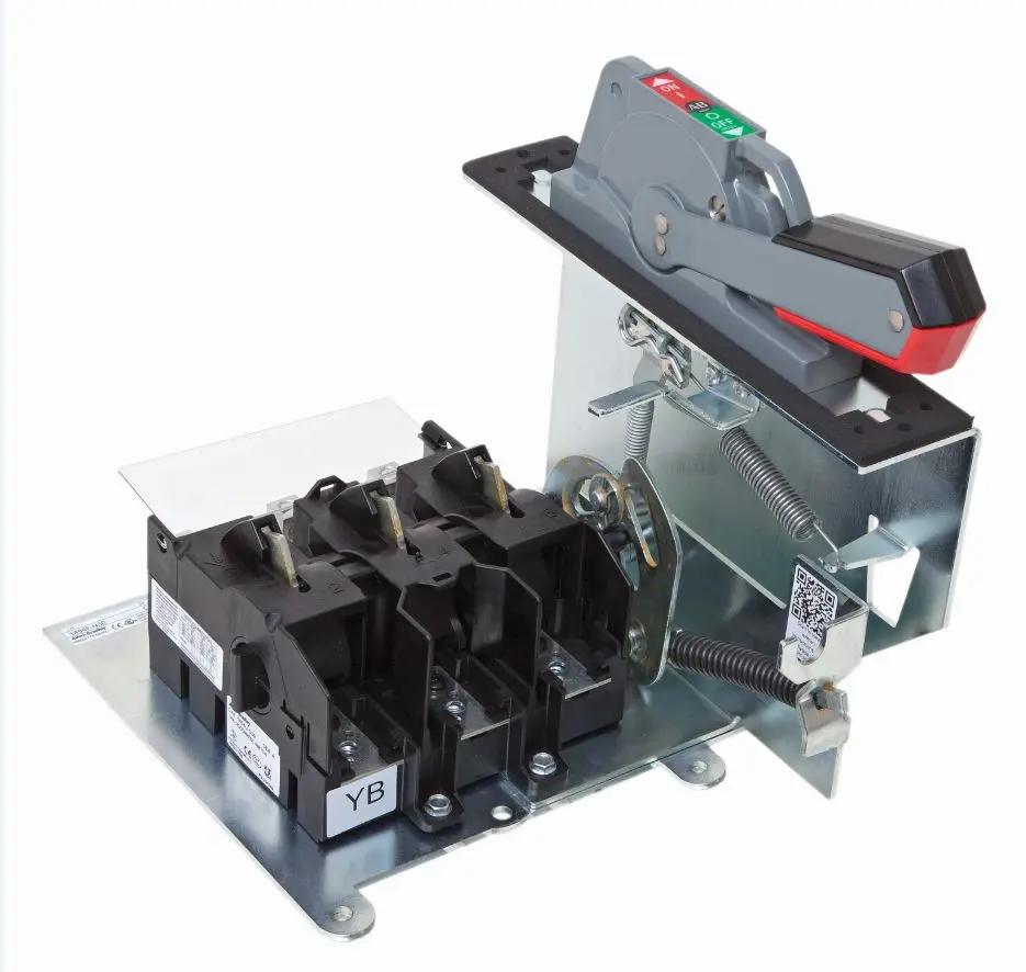Allen-Bradley 1494F-N100 Bulletin 1494F lever-operated disconnect switch in a NEMA 1 general-purpose steel enclosure. Provides a visible means of disc