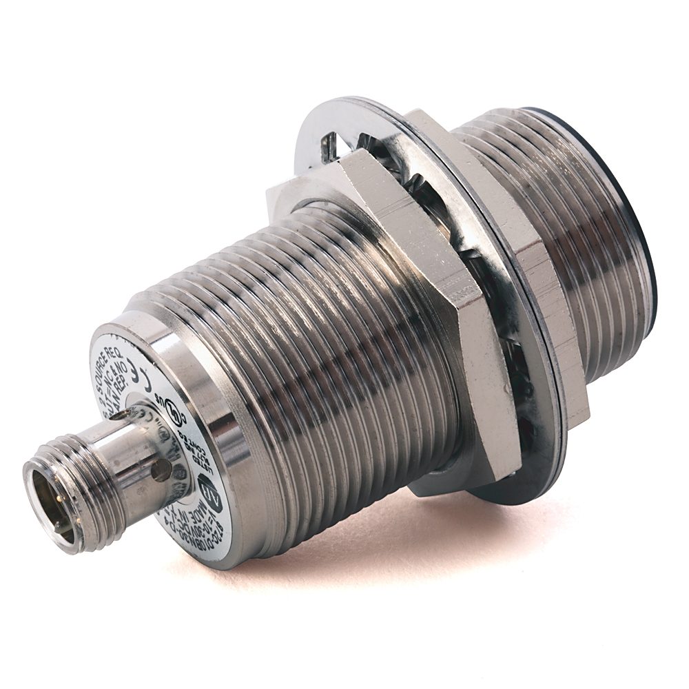 Allen-Bradley 872C-N4NP8-D4 Bulletin 872C cylindrical inductive proximity sensor with 4mm sensing range, non-adjustable NPN normally open output, 10-3