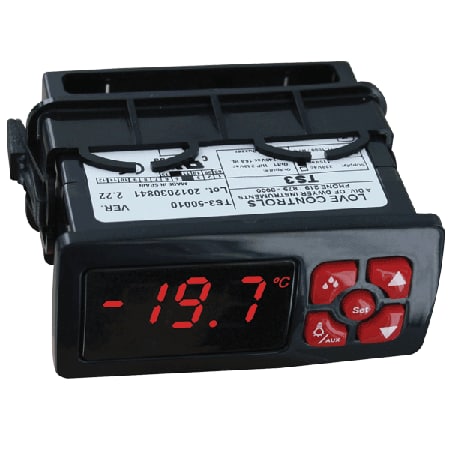 Digital temperature switch, single temperature probe input, SPDT relay output, red display and buttons, 230 VAC power su