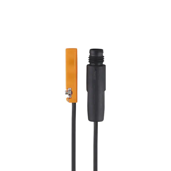 IFM Cylinder sensor with GMR cell - MK5308