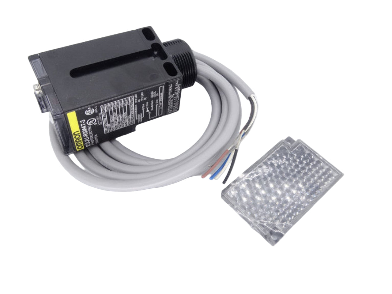 Omron E3JU-R5M4T-3 | Omron E3JU Series Retroreflective Photoelectric Switch 5 m Relay Output