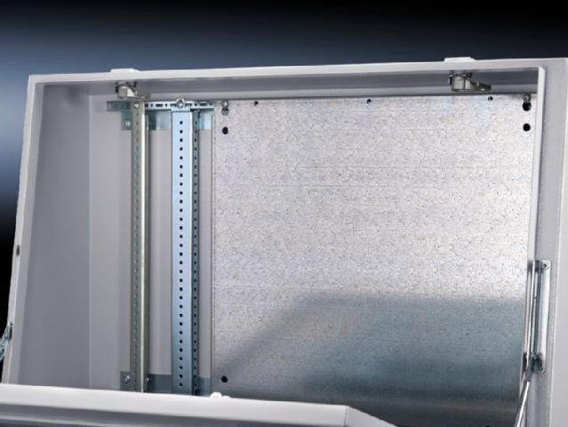 Partial mounting plates, locatable into rails For TP, TS, VX SE