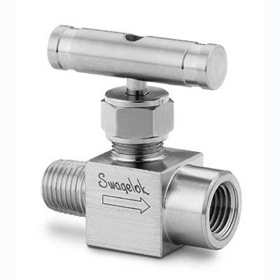Swagelok Stainless Steel Integral Bonnet Needle Valve, 0.73 Cv, 1/2 in. MNPT x 1/2 in. FNPT, Vee Stem