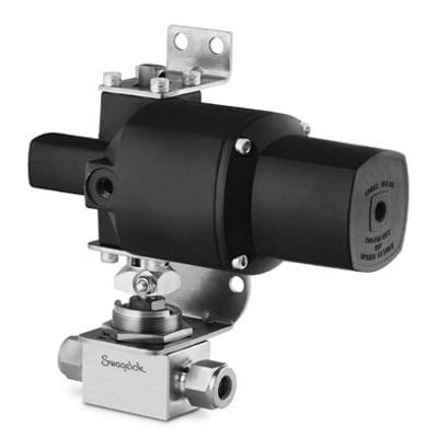 Stainless Steel 1-Piece 40G Series Ball Valve, 1.4 Cv, 1/4 in. Swagelok Tube Fitting, NC Actuator