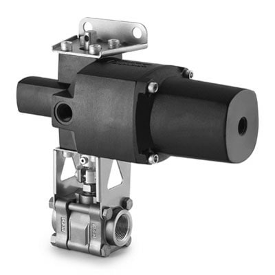 Swagelok Stainless Steel 3-Piece 60 Series Ball Valve, Reinforced PTFE Seats, 1/2 in. FNPT, NC Actuator