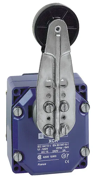 Telemecanique XCRA15 — Limit switch, Limit switches XC Standard, XCR, thermoplastic spring return roller lever large, 2X(1NC+NO)